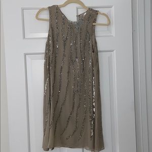 Parker sequin silver/gray dress size M